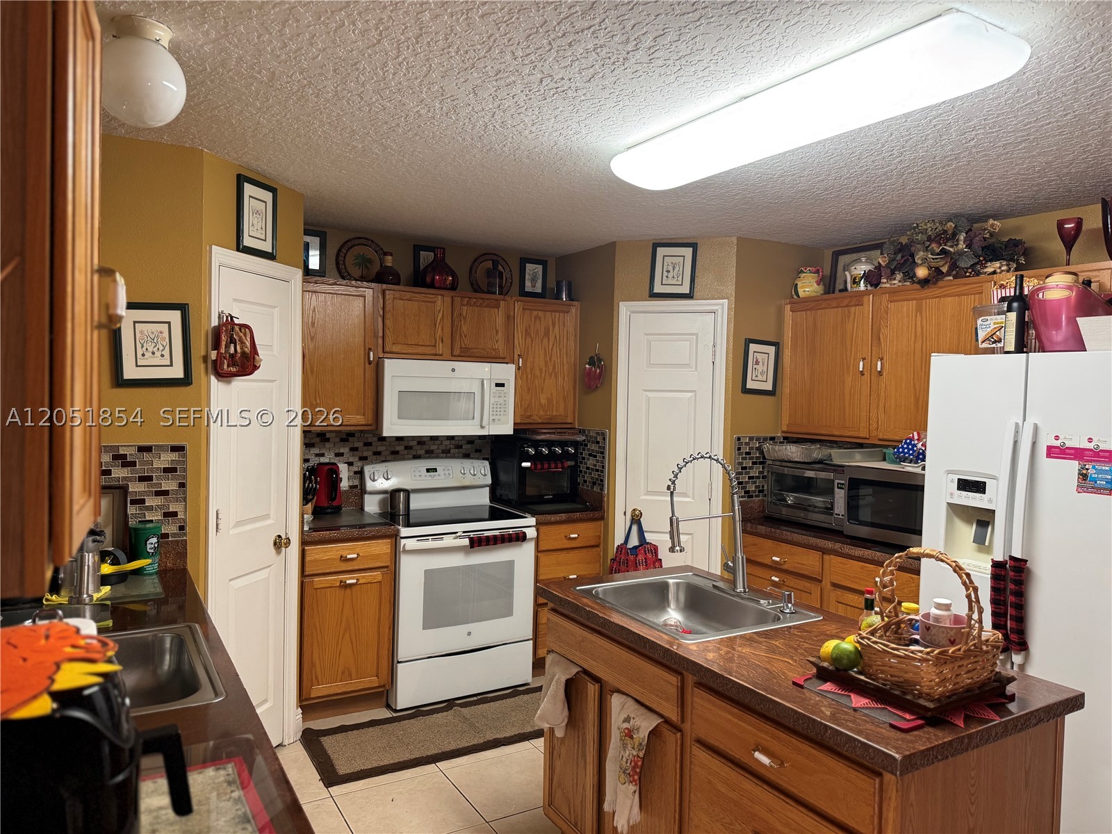 402 Se Crosspoint Dr Property Photo 45
