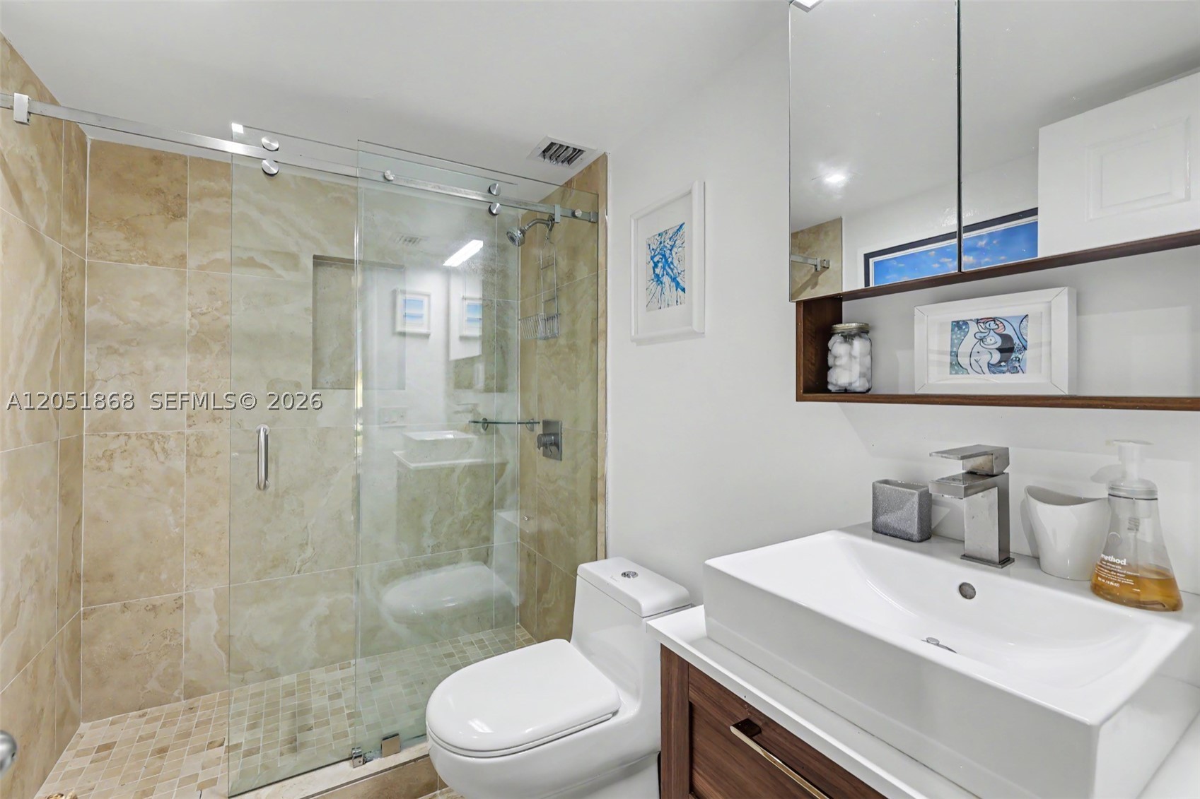 170 Ocean Lane Dr 305 Property Photo 16