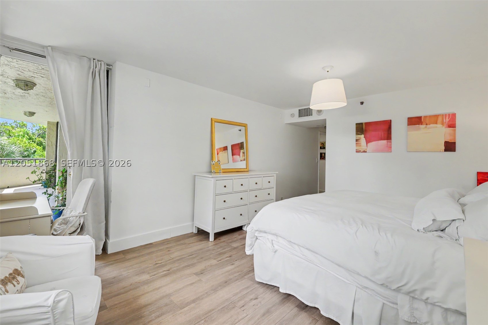 170 Ocean Lane Dr 305 Property Photo 21
