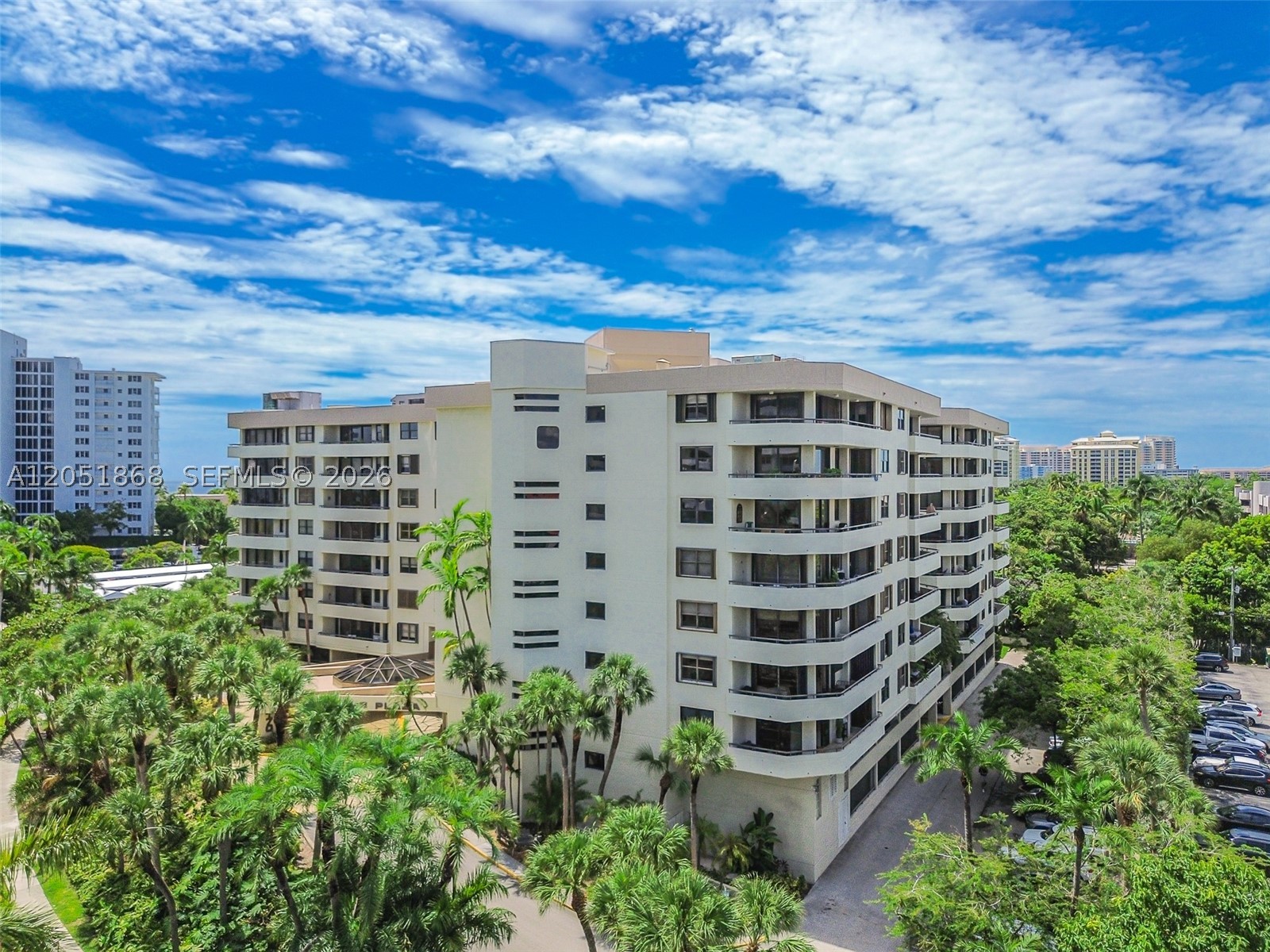 170 Ocean Lane Dr 305 Property Photo 38