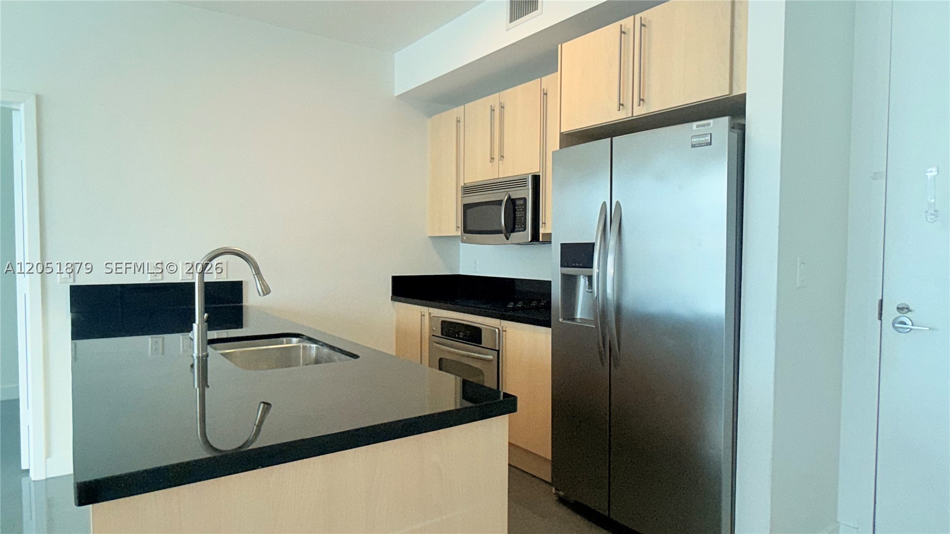 1111 Sw 1st Ave 2223-n Property Photo 6