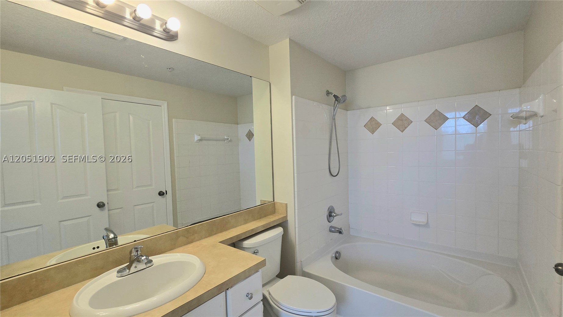 1307 E Myrtlewood Cir E 1307 Property Photo 10