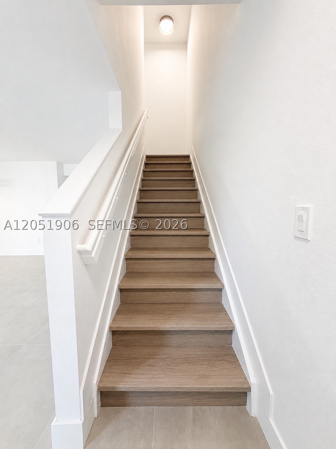 5905 Manchester Way Property Photo 9