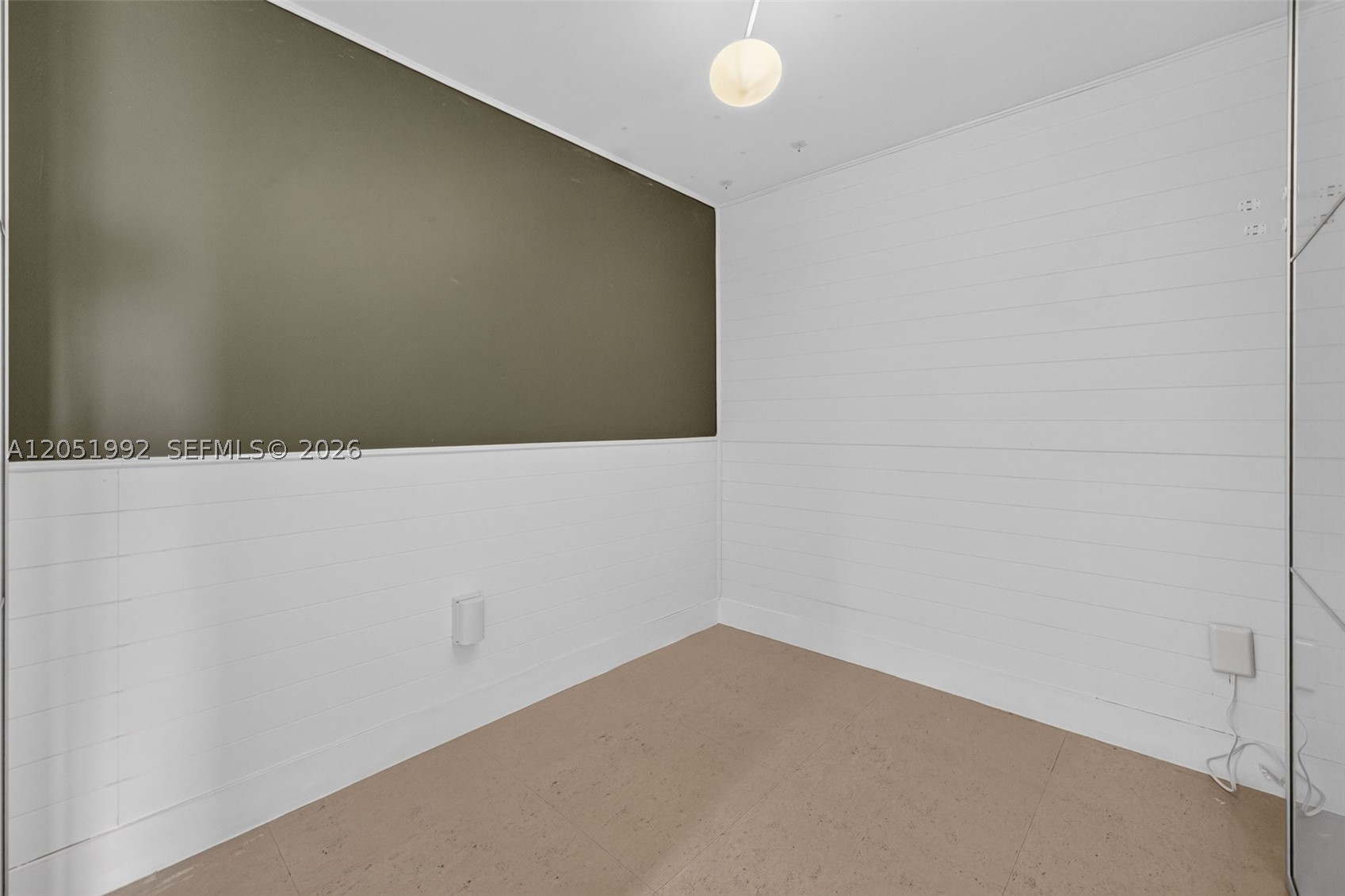 2950 Ne 188th St 406 Property Photo 16