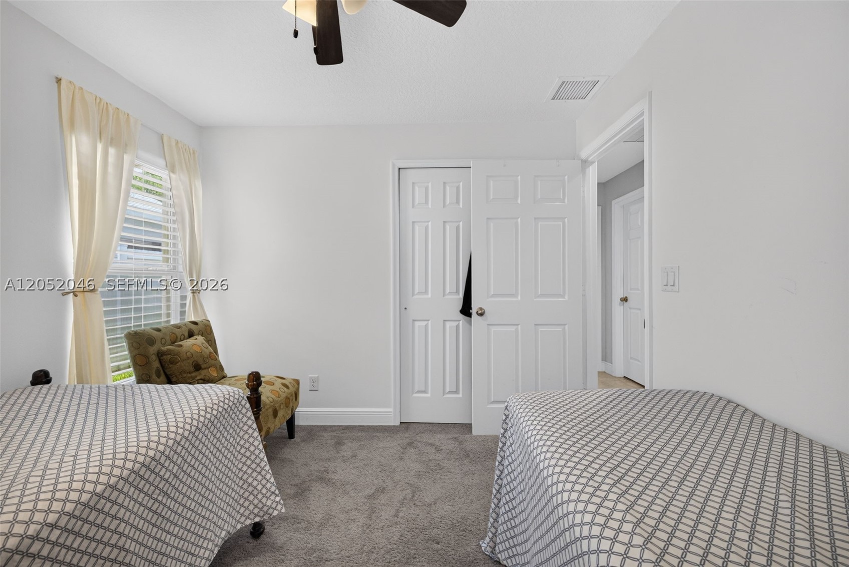 9760 Palm Breezes Dr Property Photo 27
