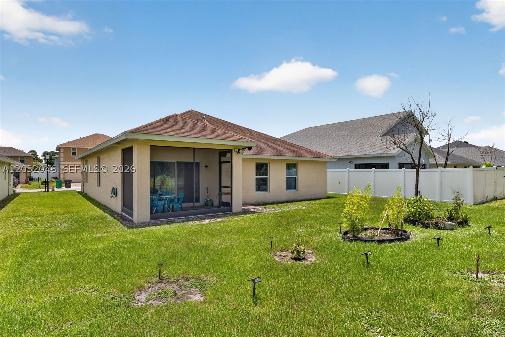 9760 Palm Breezes Dr Property Photo 40