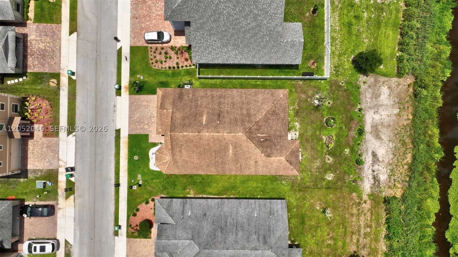 9760 Palm Breezes Dr Property Photo 57