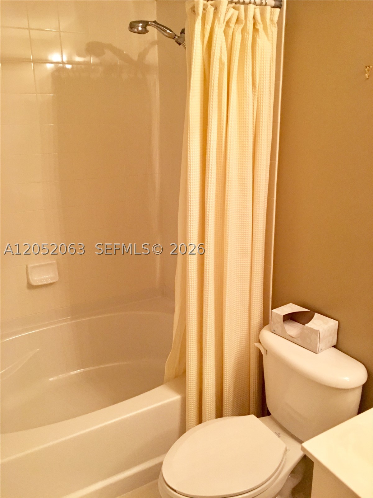 4258 Vineyard Cir Property Photo 9