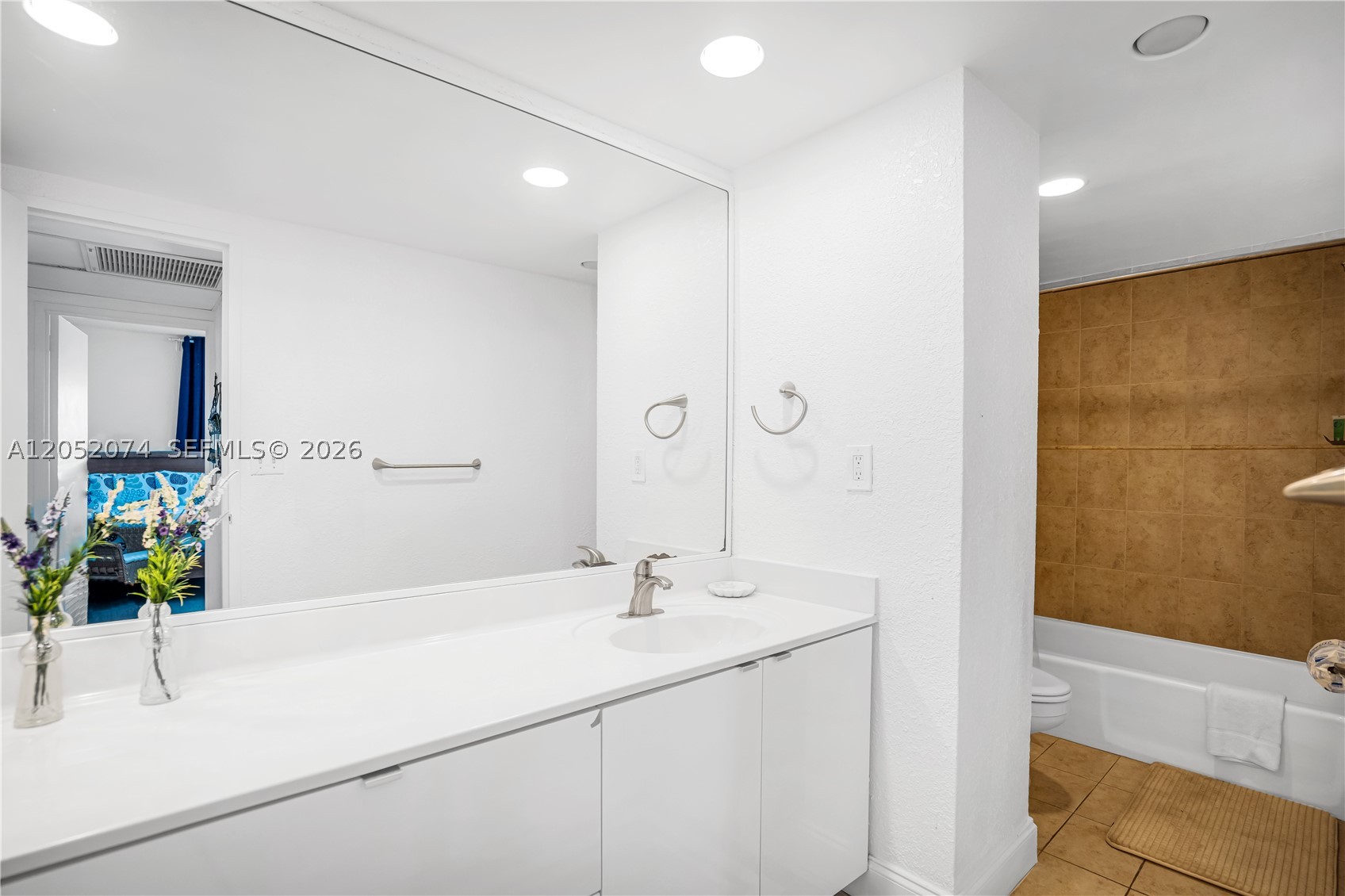 4001 S Ocean Dr 12p Property Photo 8