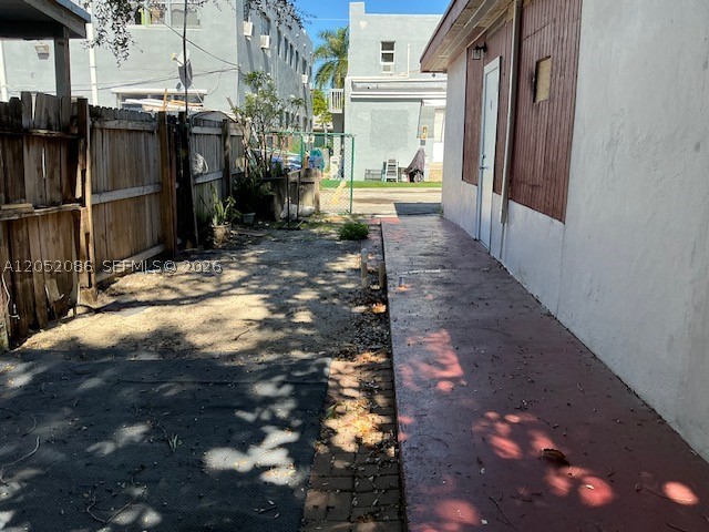 922 Nw 2nd St 4 Property Photo 12
