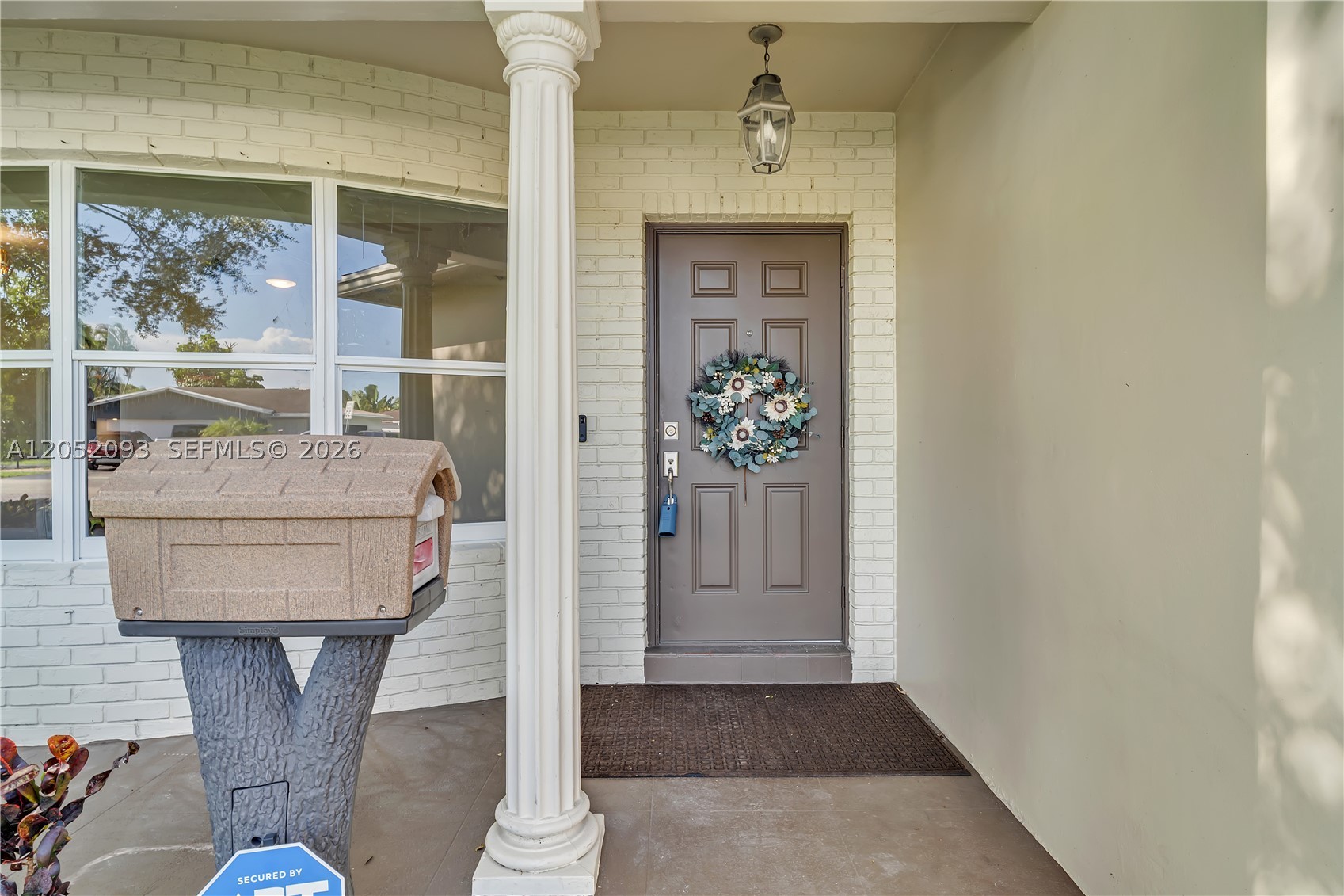 5507 Mckinley St Property Photo 3