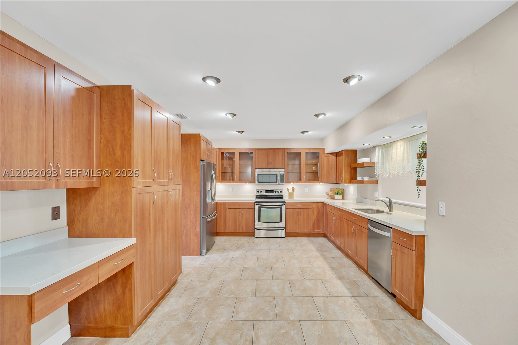 5507 Mckinley St Property Photo 14