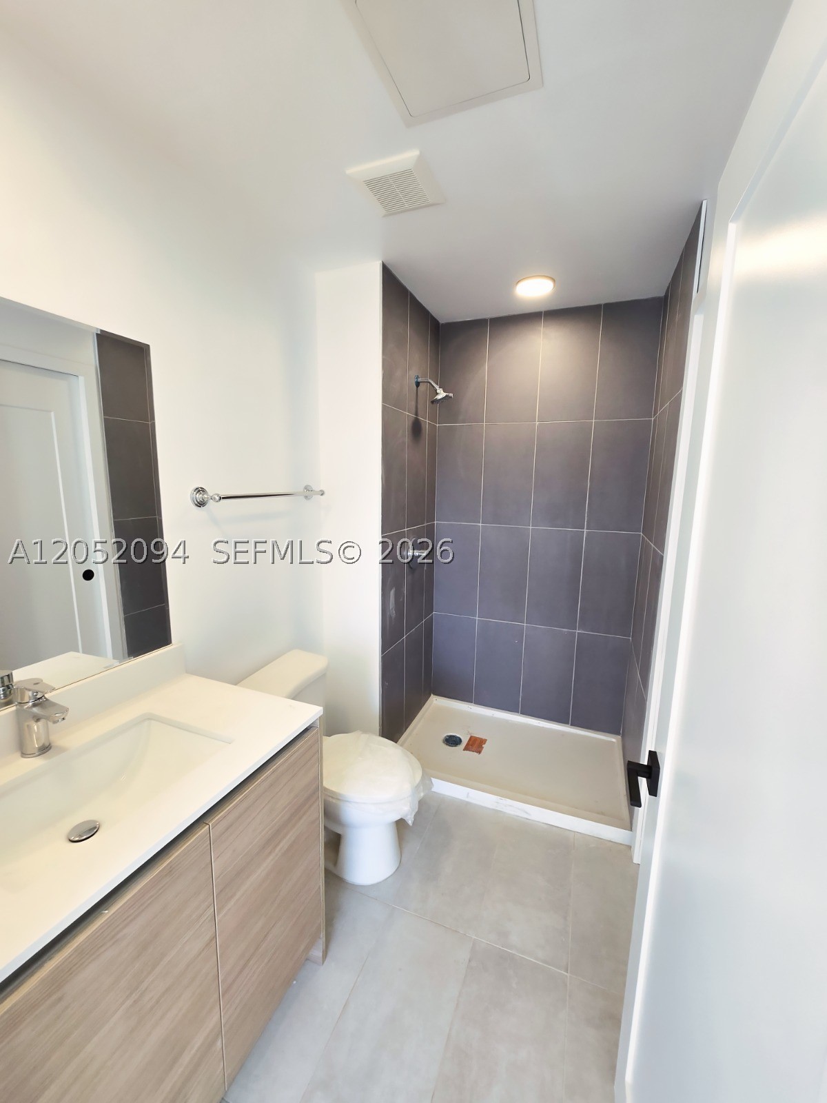 8106 Ne 1st Ave 15 Property Photo 2