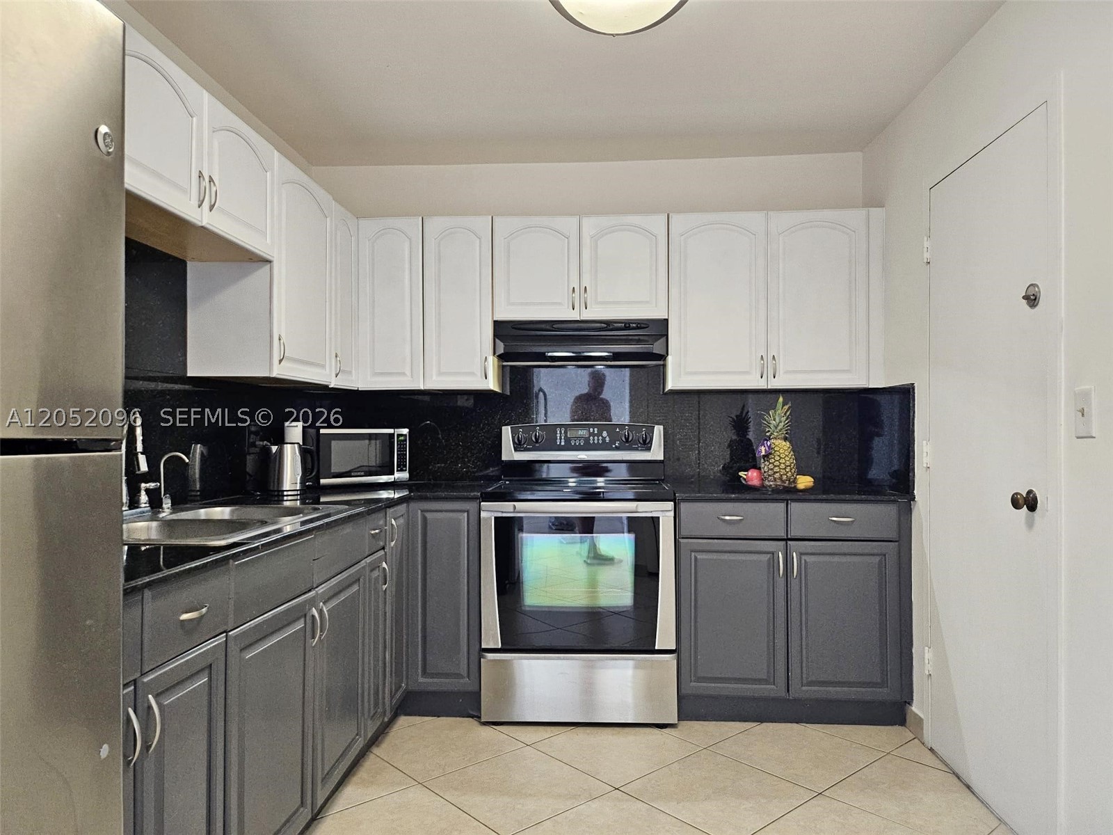 3800 S Ocean Dr 611 Property Photo 4