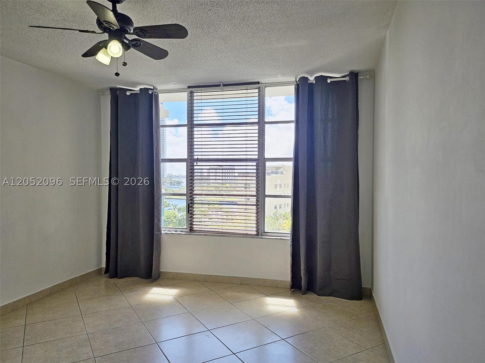 3800 S Ocean Dr 611 Property Photo 5