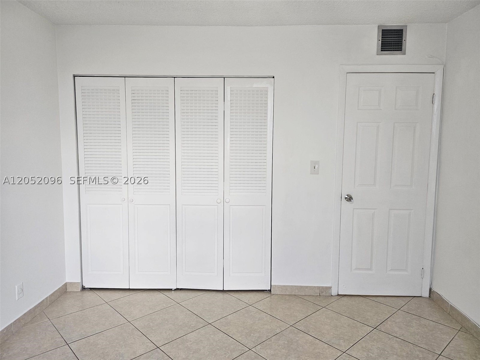 3800 S Ocean Dr 611 Property Photo 8