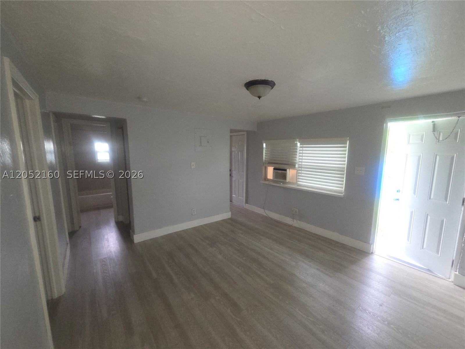 4017 SW 24th St 4 Property Photo 1