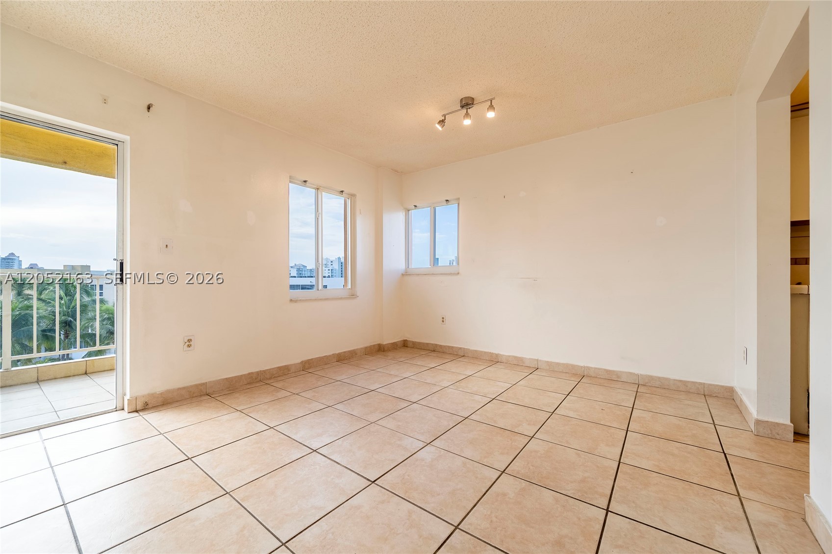 200 178th Dr 711 Property Photo 14