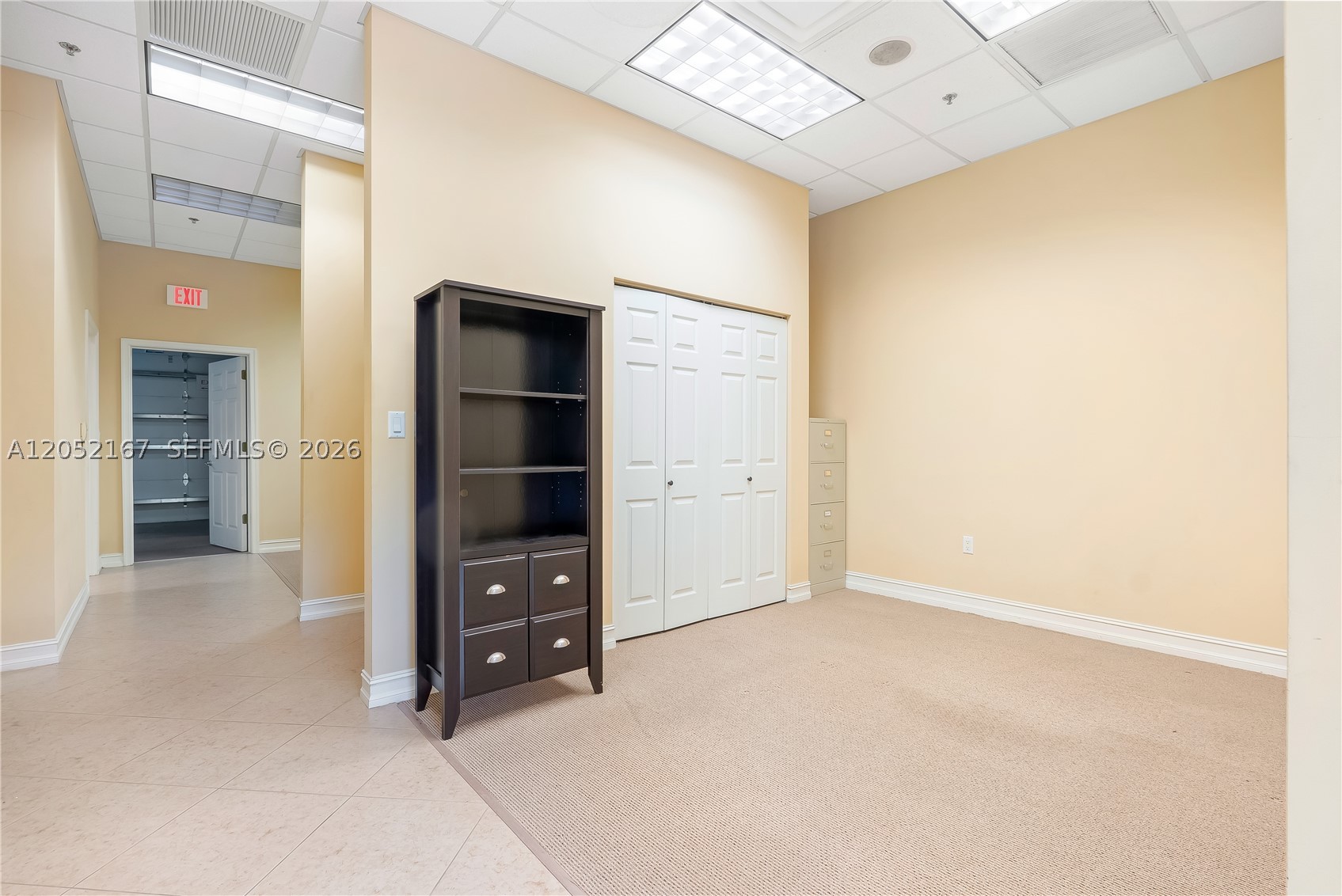 2455 Quantum Blvd Property Photo 10