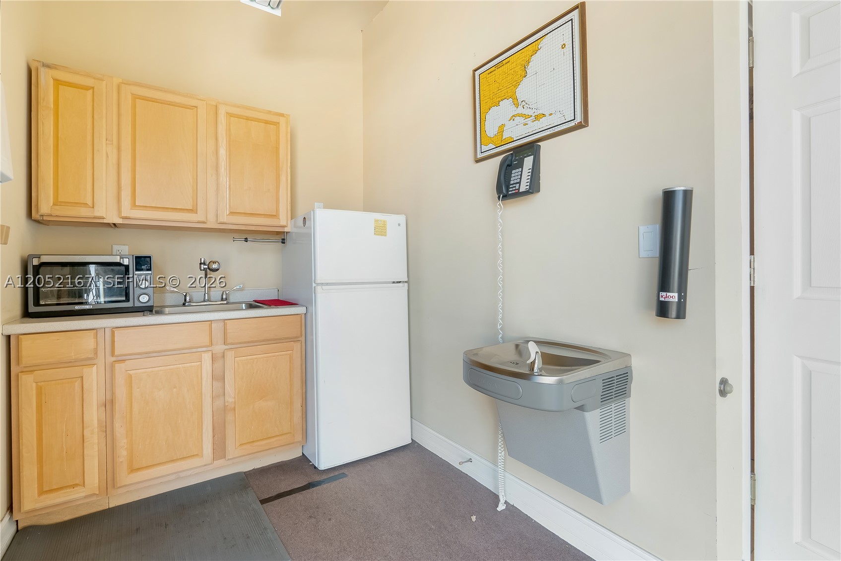 2455 Quantum Blvd Property Photo 20