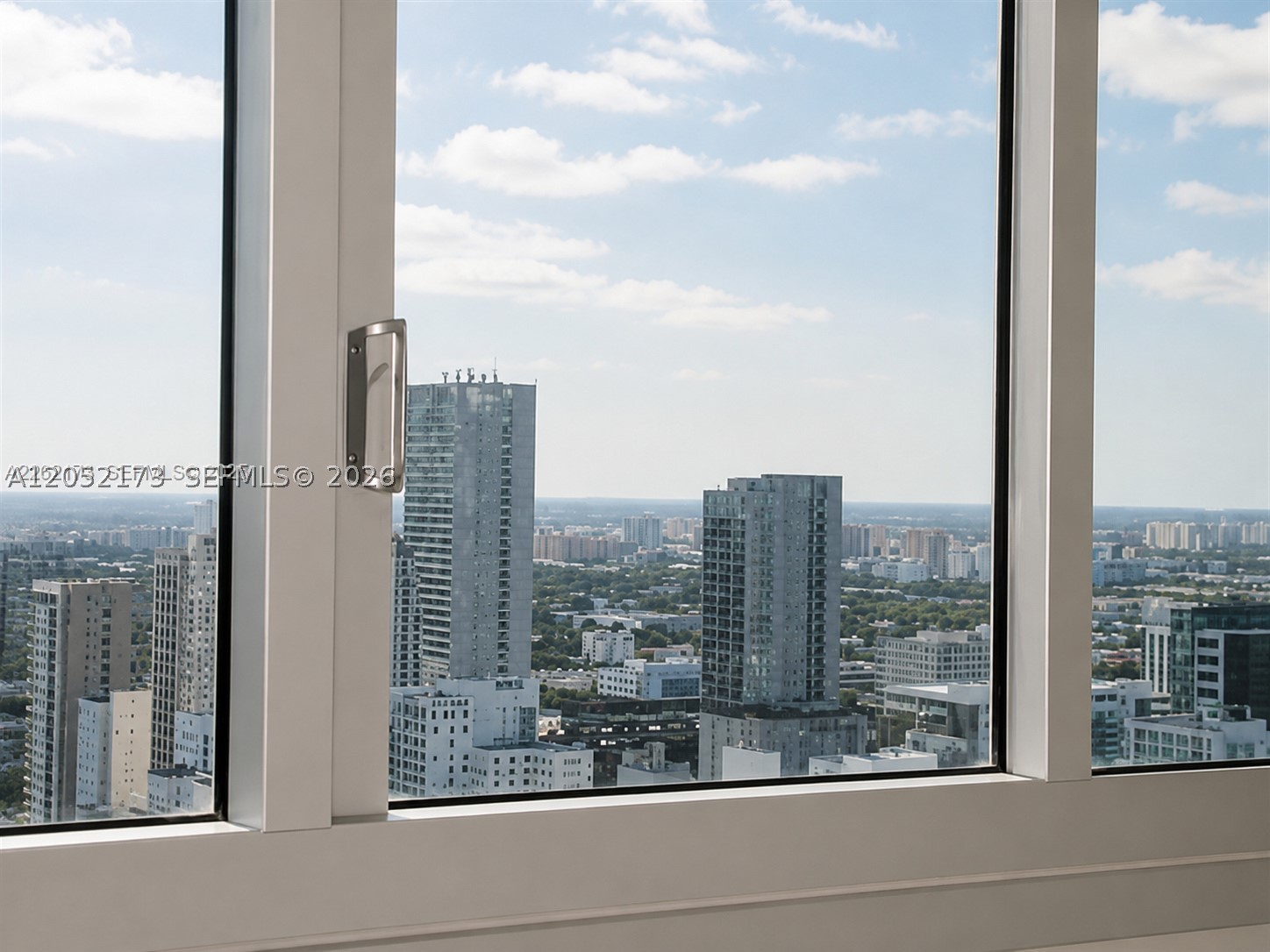 300 S Biscayne Blvd T-3511 Property Photo 8