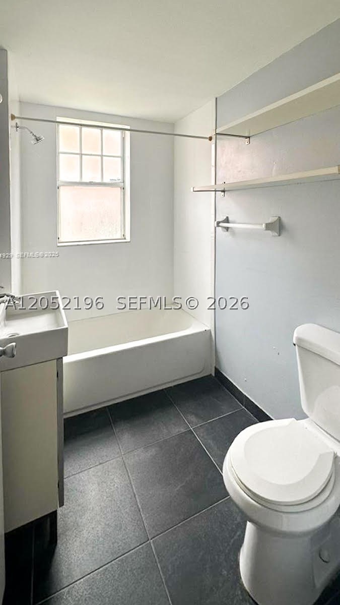 754 Meridian Ave 15 Property Photo 13