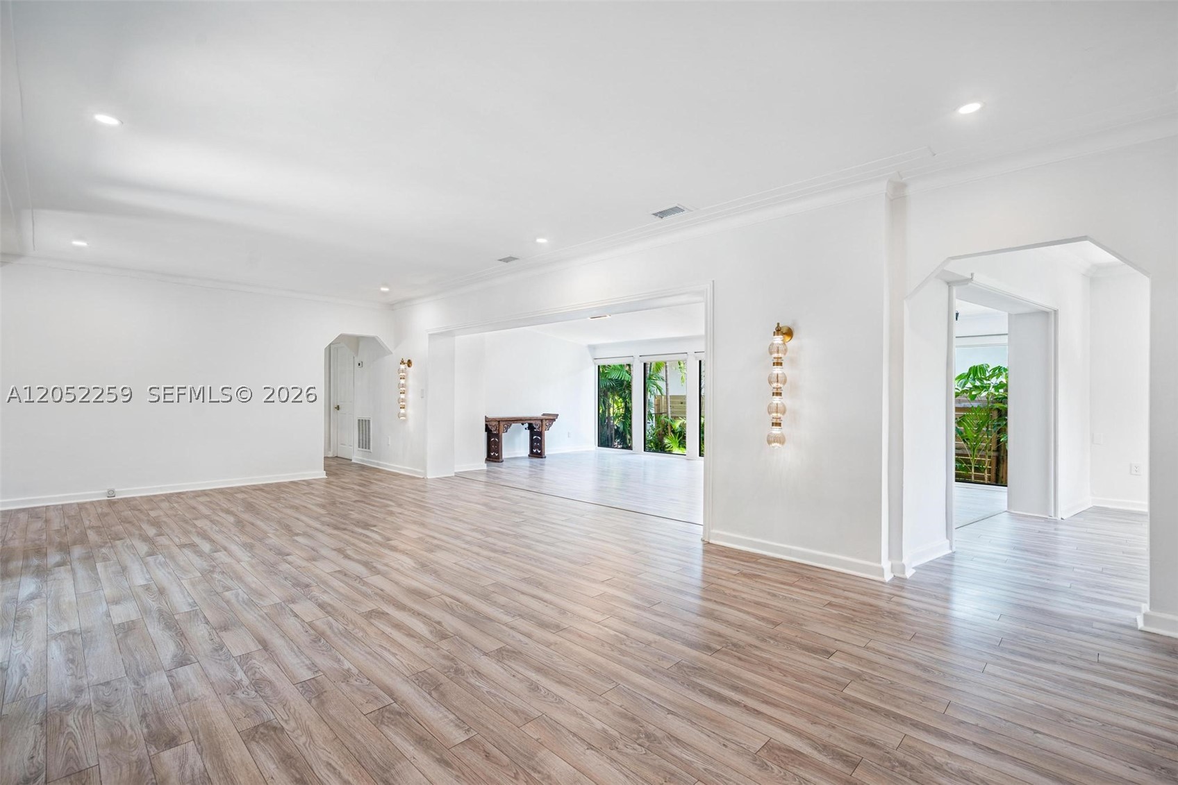 7810 Beachview Dr Property Photo 9