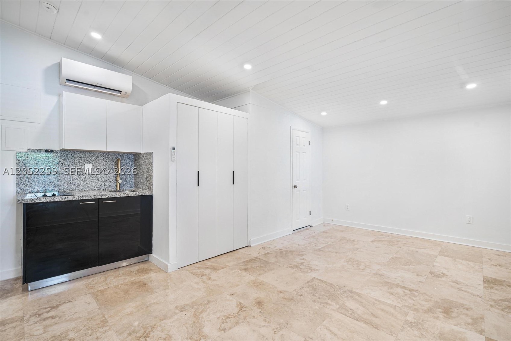 7810 Beachview Dr Property Photo 48