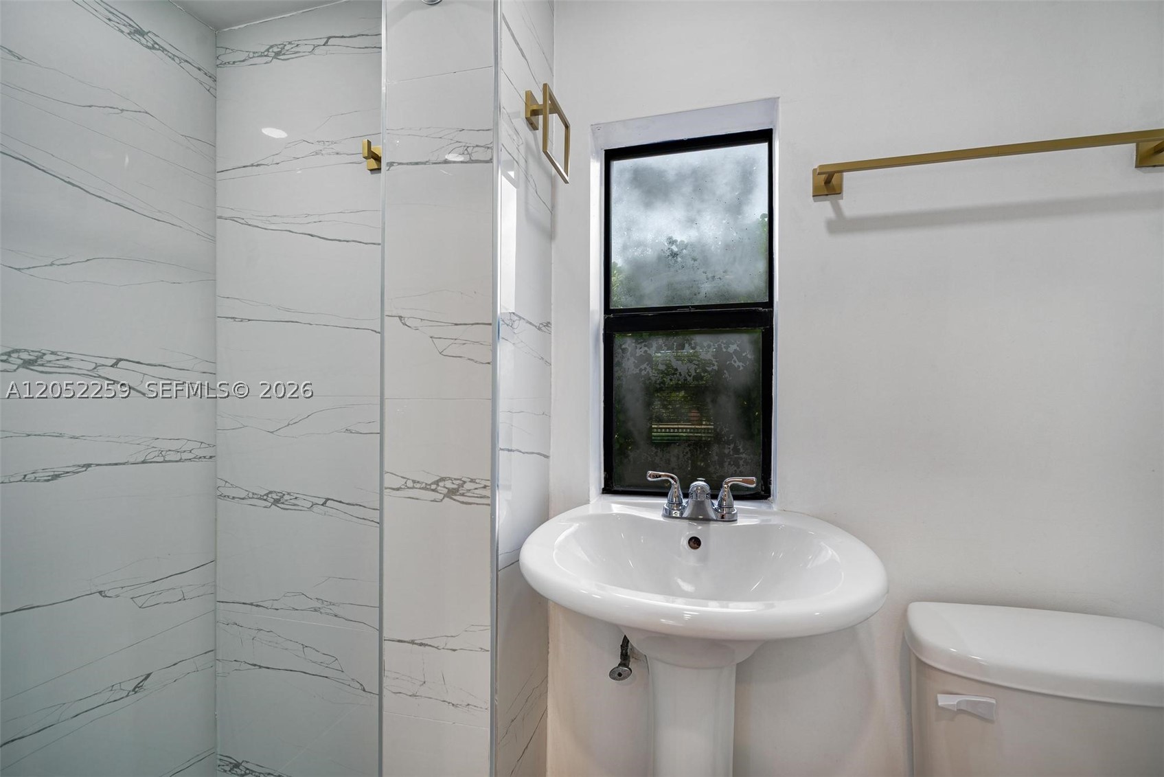 7810 Beachview Dr Property Photo 50