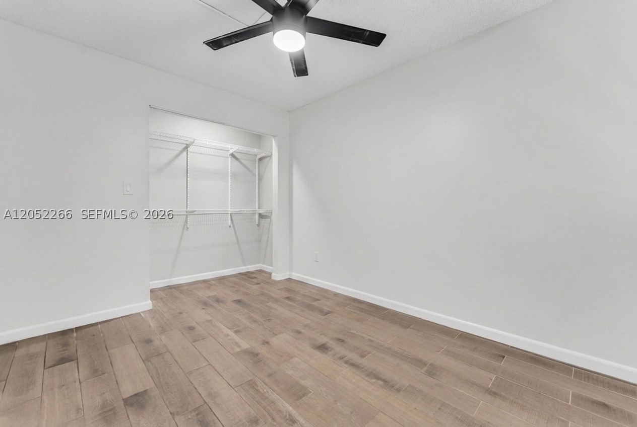 8720 N Sherman Cir 101 Property Photo 10