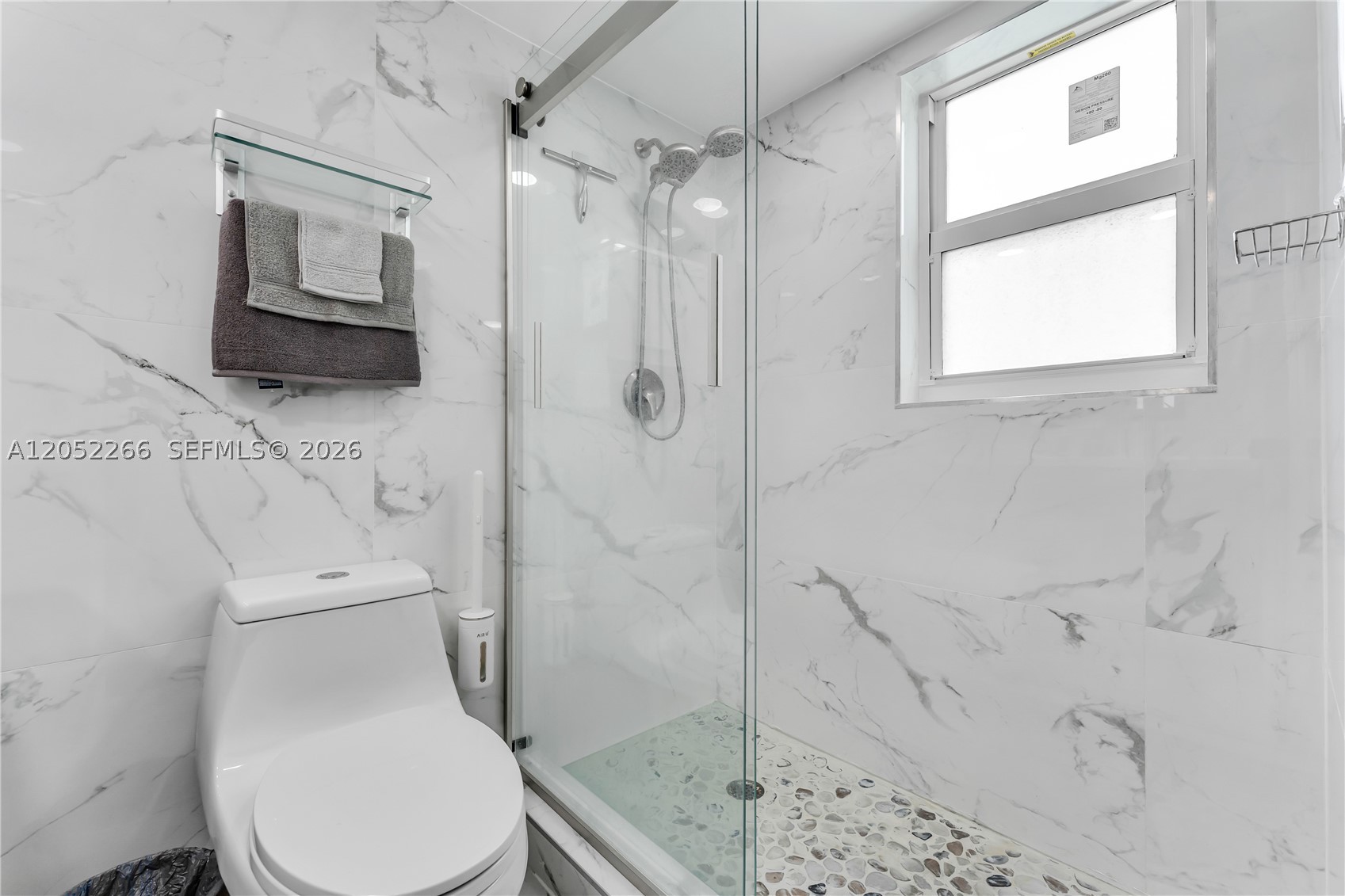 8720 N Sherman Cir 101 Property Photo 11