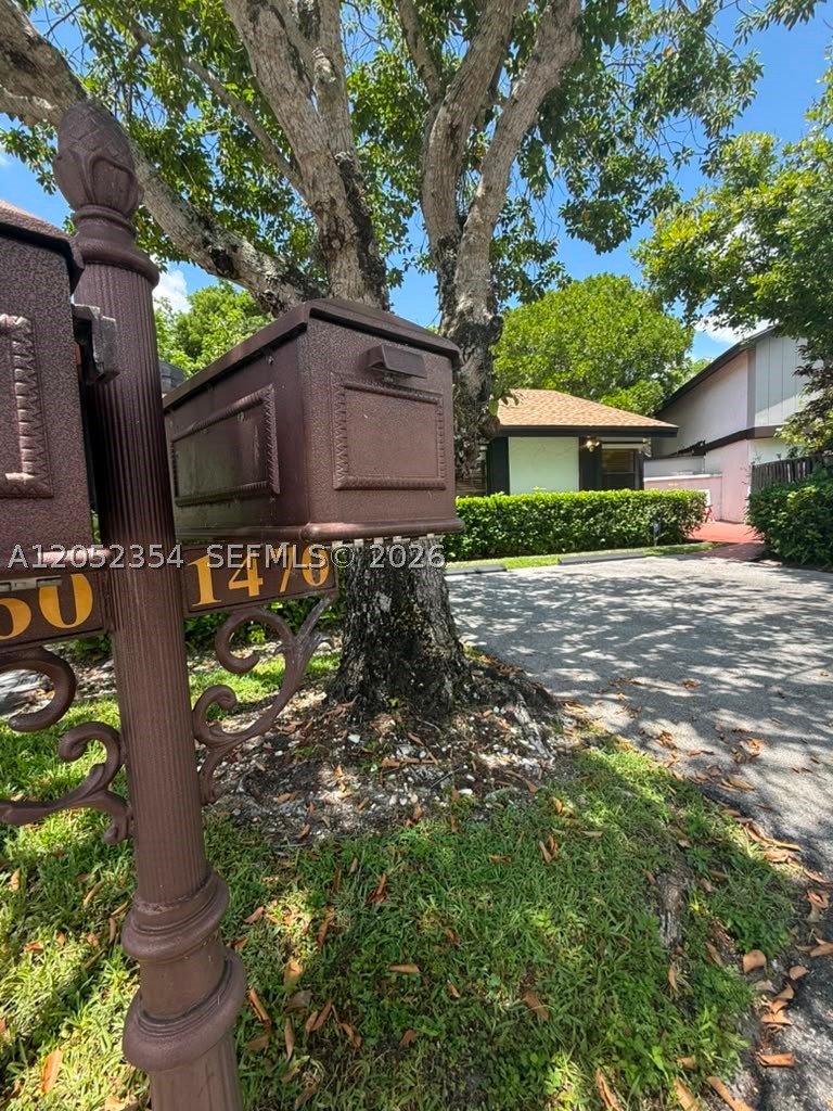 1470 Flamingo Ct Property Photo 2