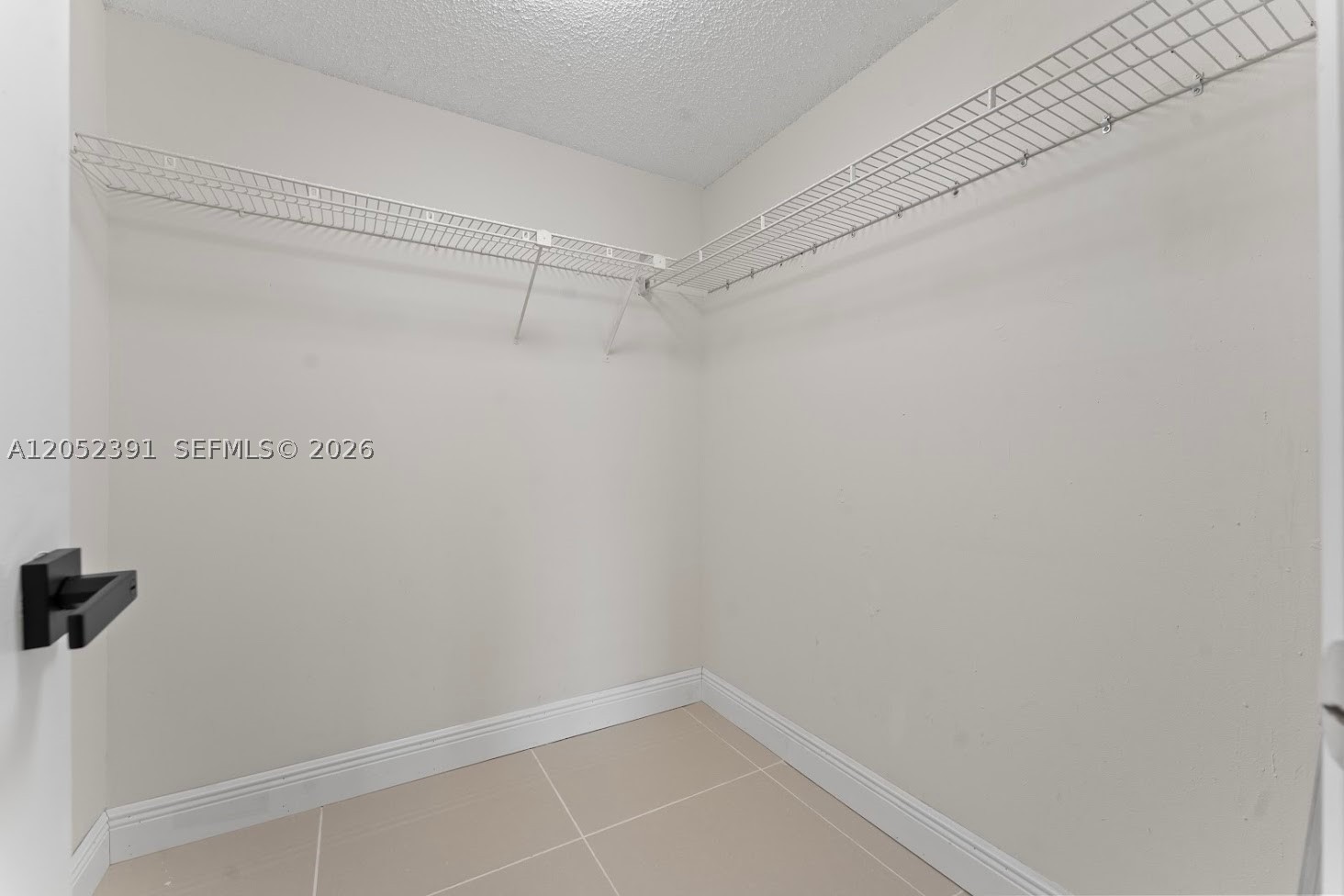 430 Commodore Dr 310 Property Photo 25