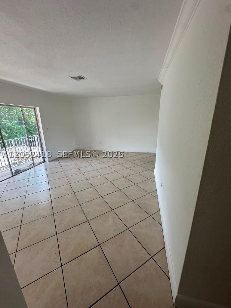 8601 Sw 94th St 207w Property Photo 3