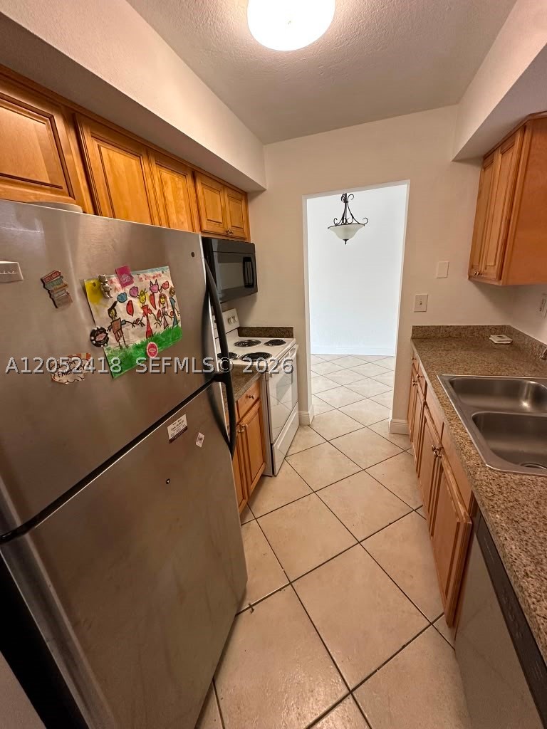 8601 Sw 94th St 207w Property Photo 4