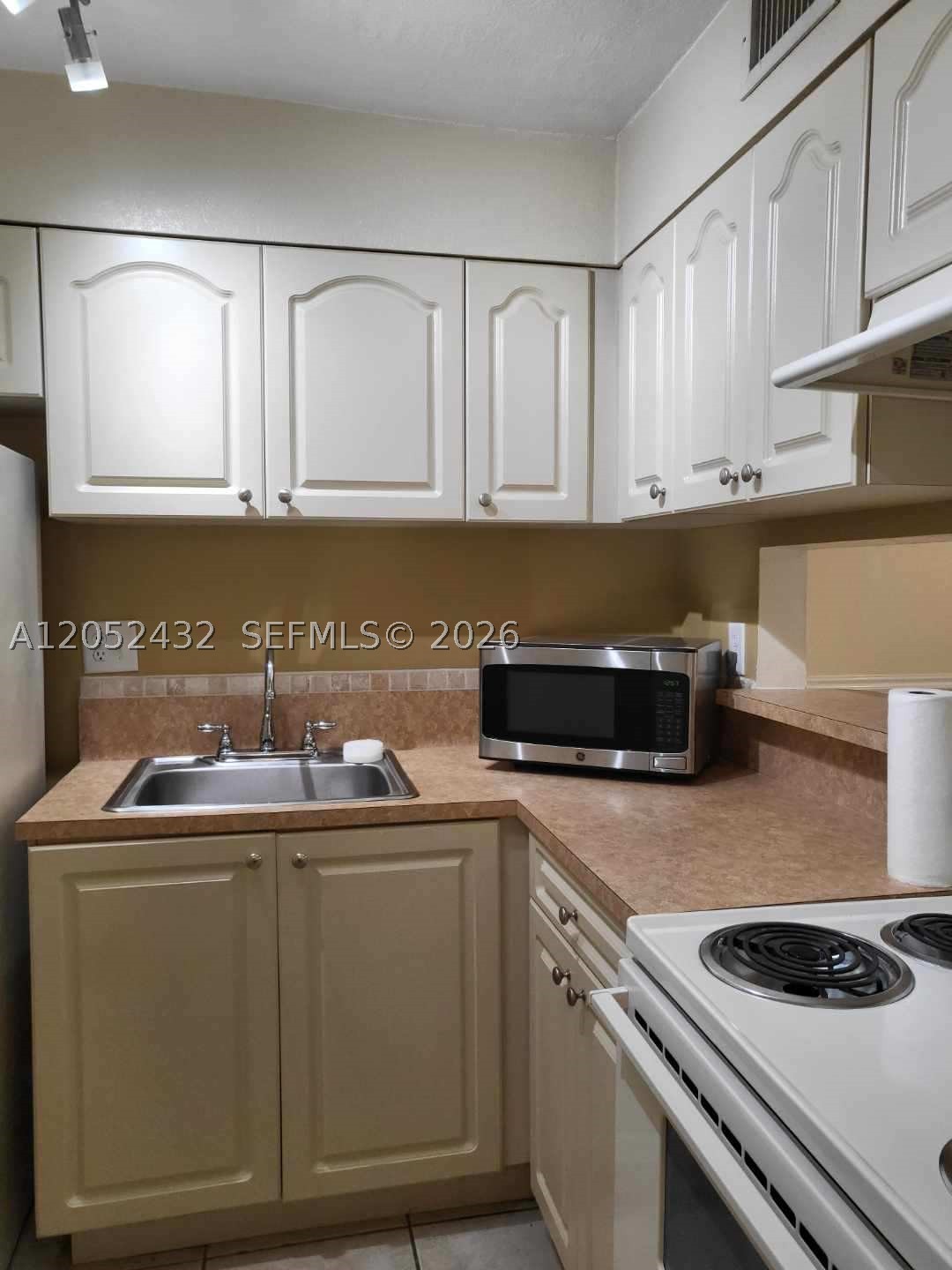 9477 Sw 76th St O4 Property Photo 11
