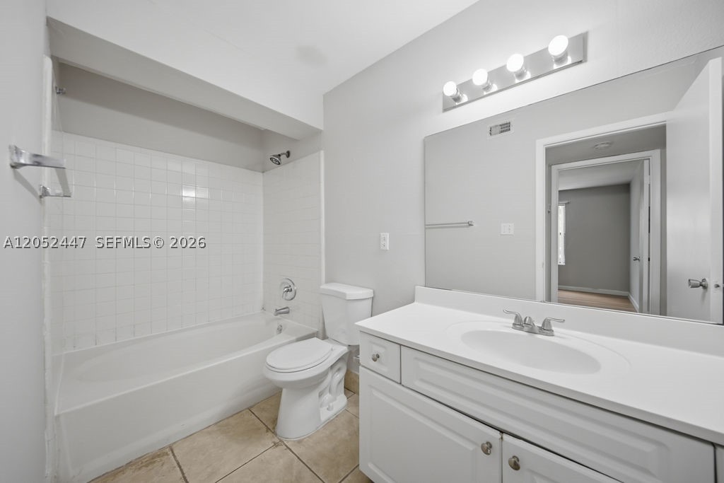 15560 Sw 104th Ter 6110 Property Photo 19