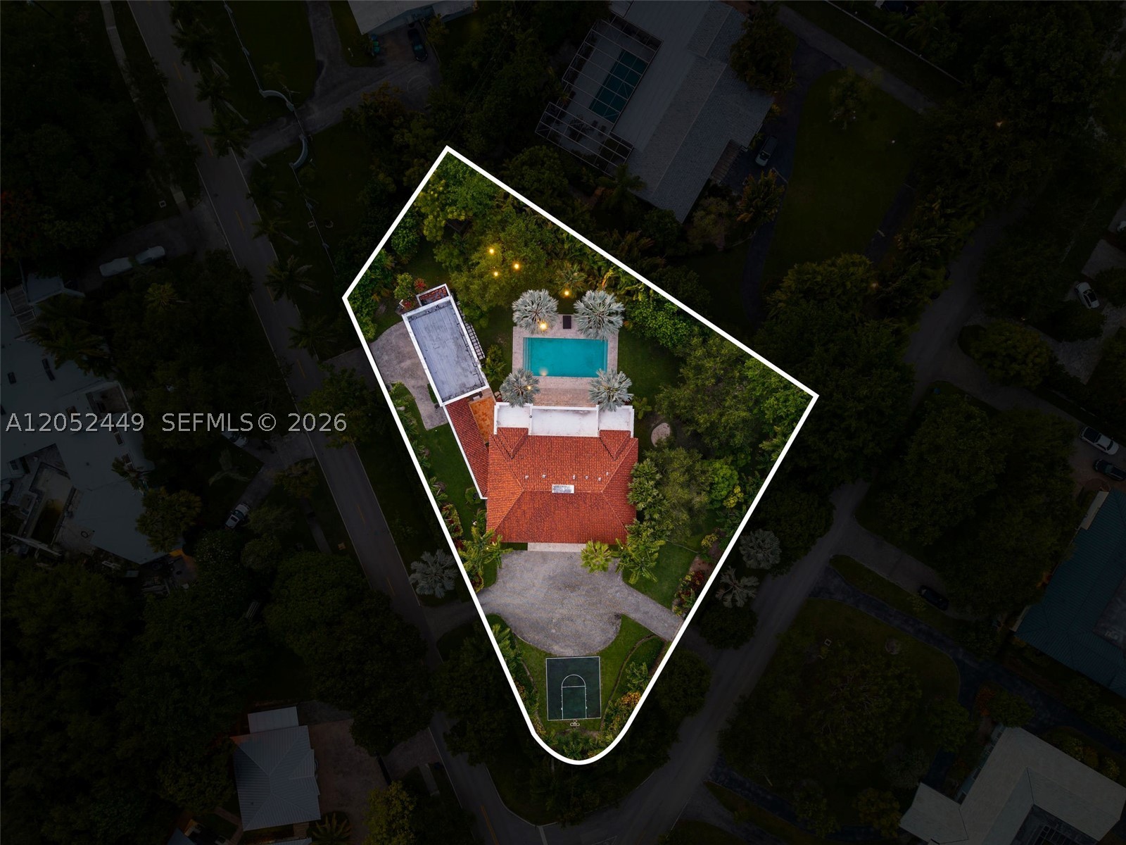 6201 Chapman Field Dr Property Photo 76
