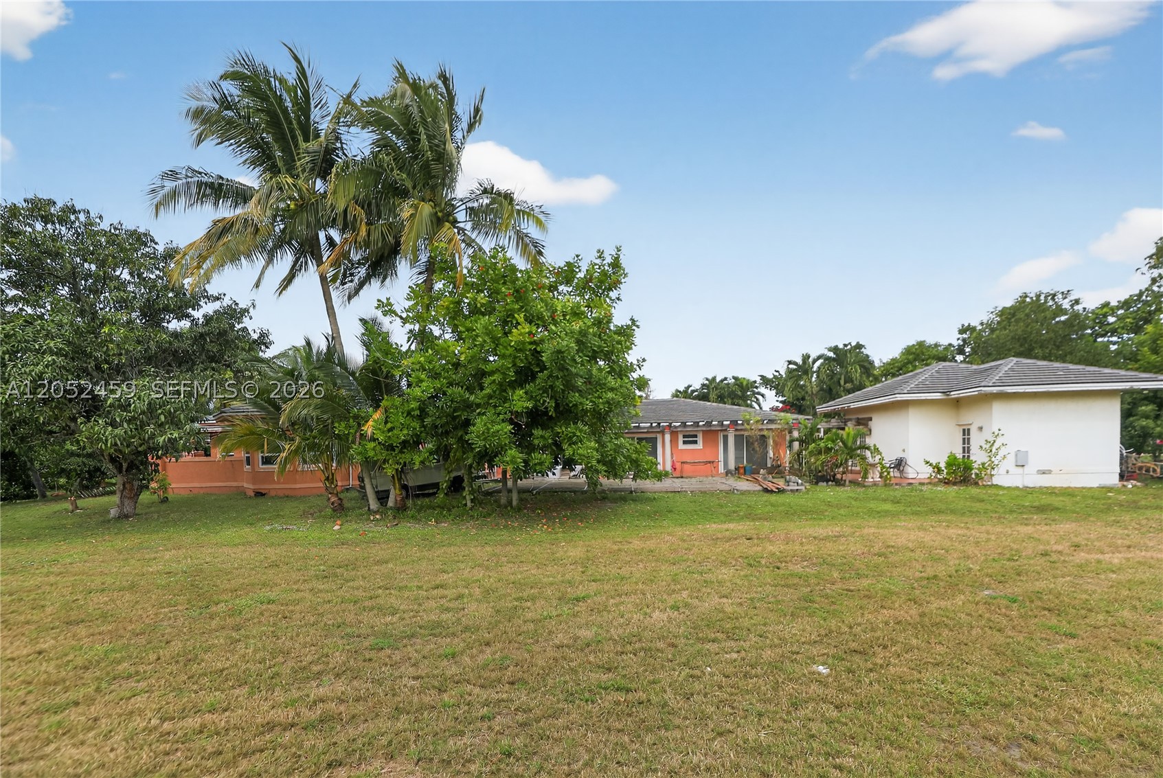 5400 Palm Tree Rd Property Photo 7