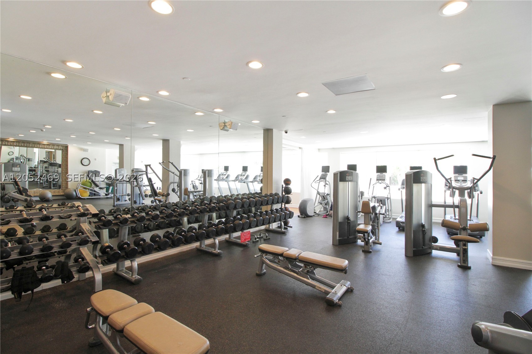 2451 Brickell Ave 7p Property Photo 12