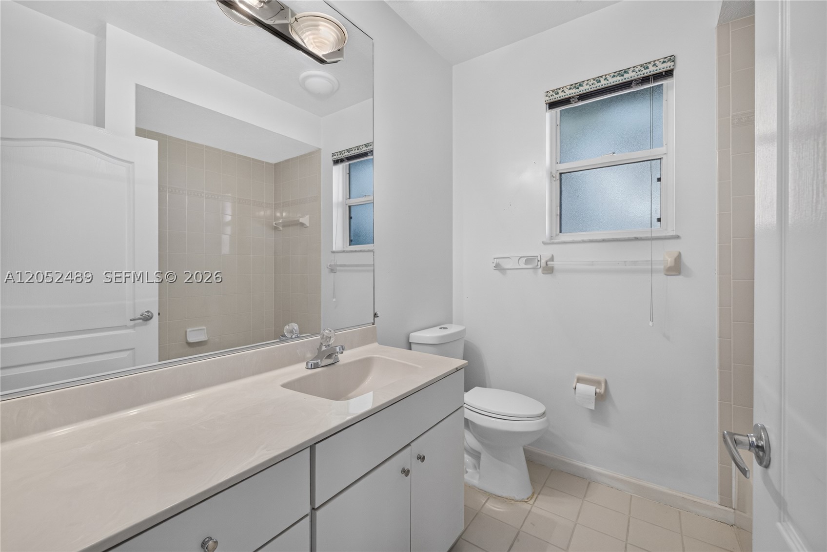 169 Se Whitmore Dr Property Photo 26