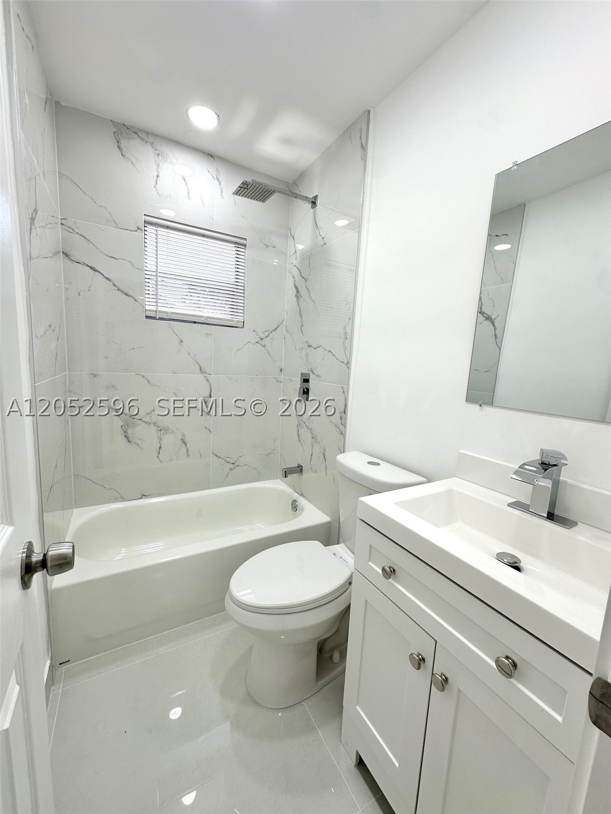 417 Nw 7th Ter 2 Property Photo 8