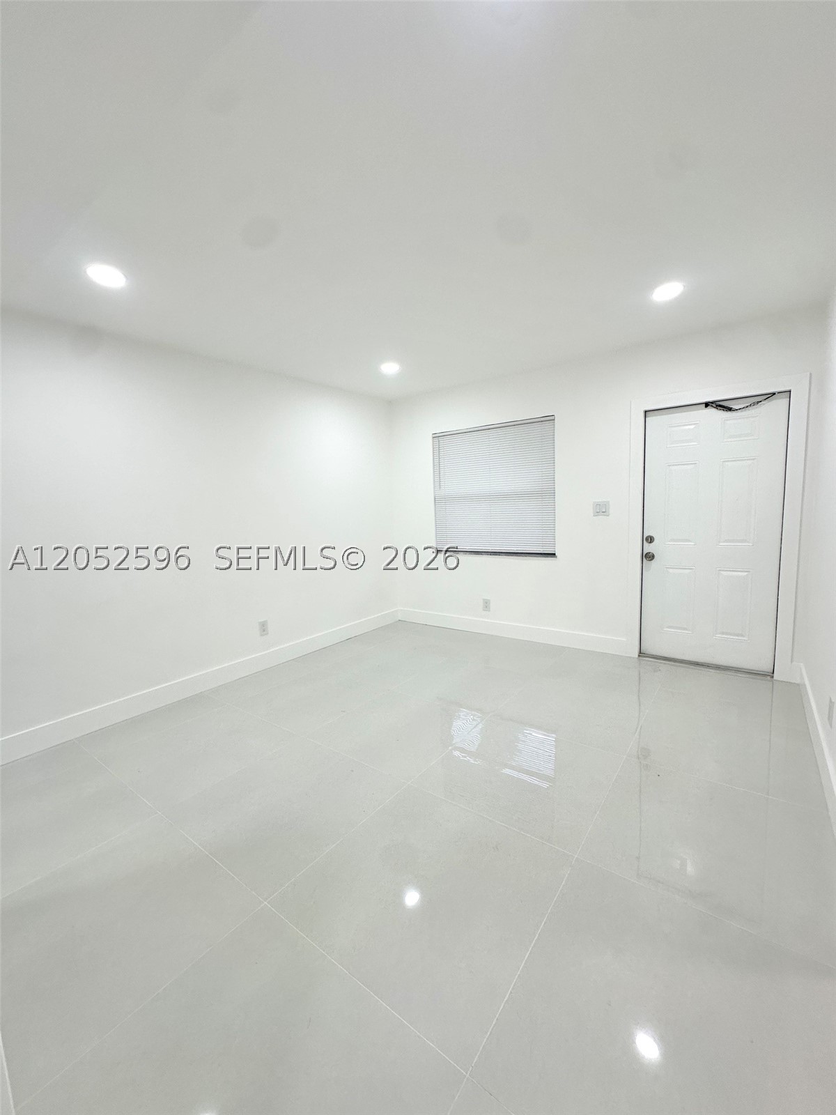 417 Nw 7th Ter 2 Property Photo 11