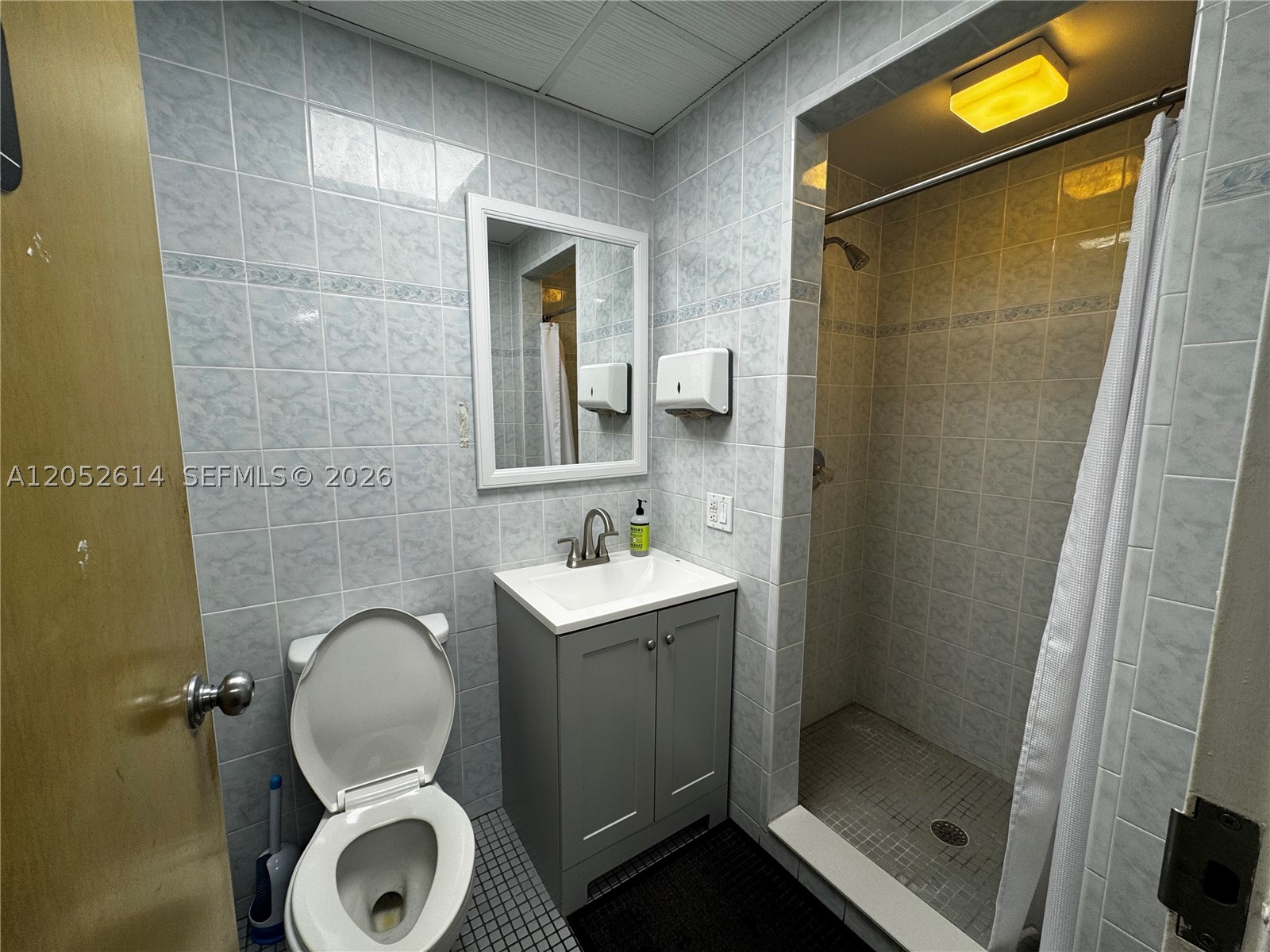 6151 Pembroke Rd Property Photo 16