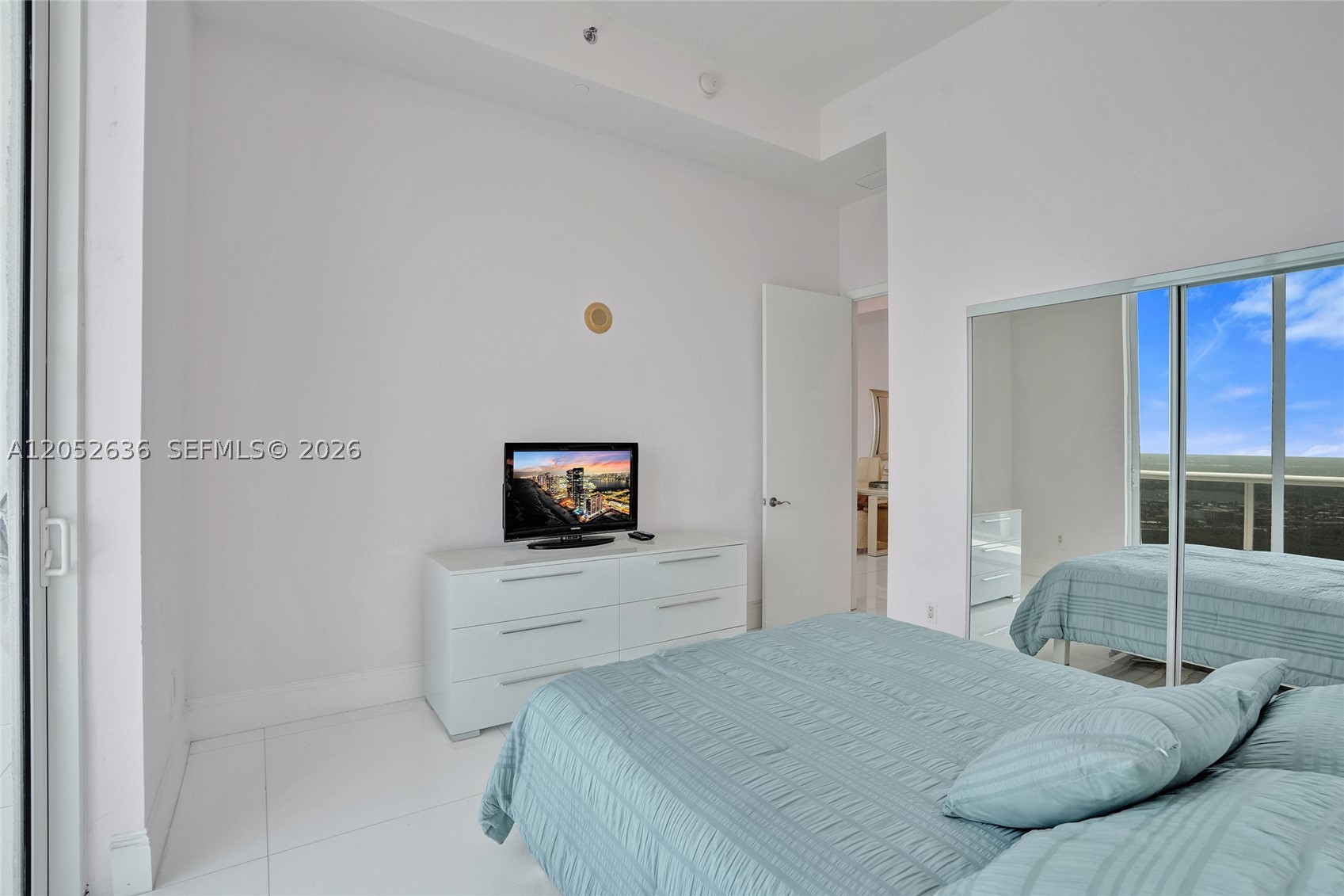 16001 Collins Ave 4305 Property Photo 25