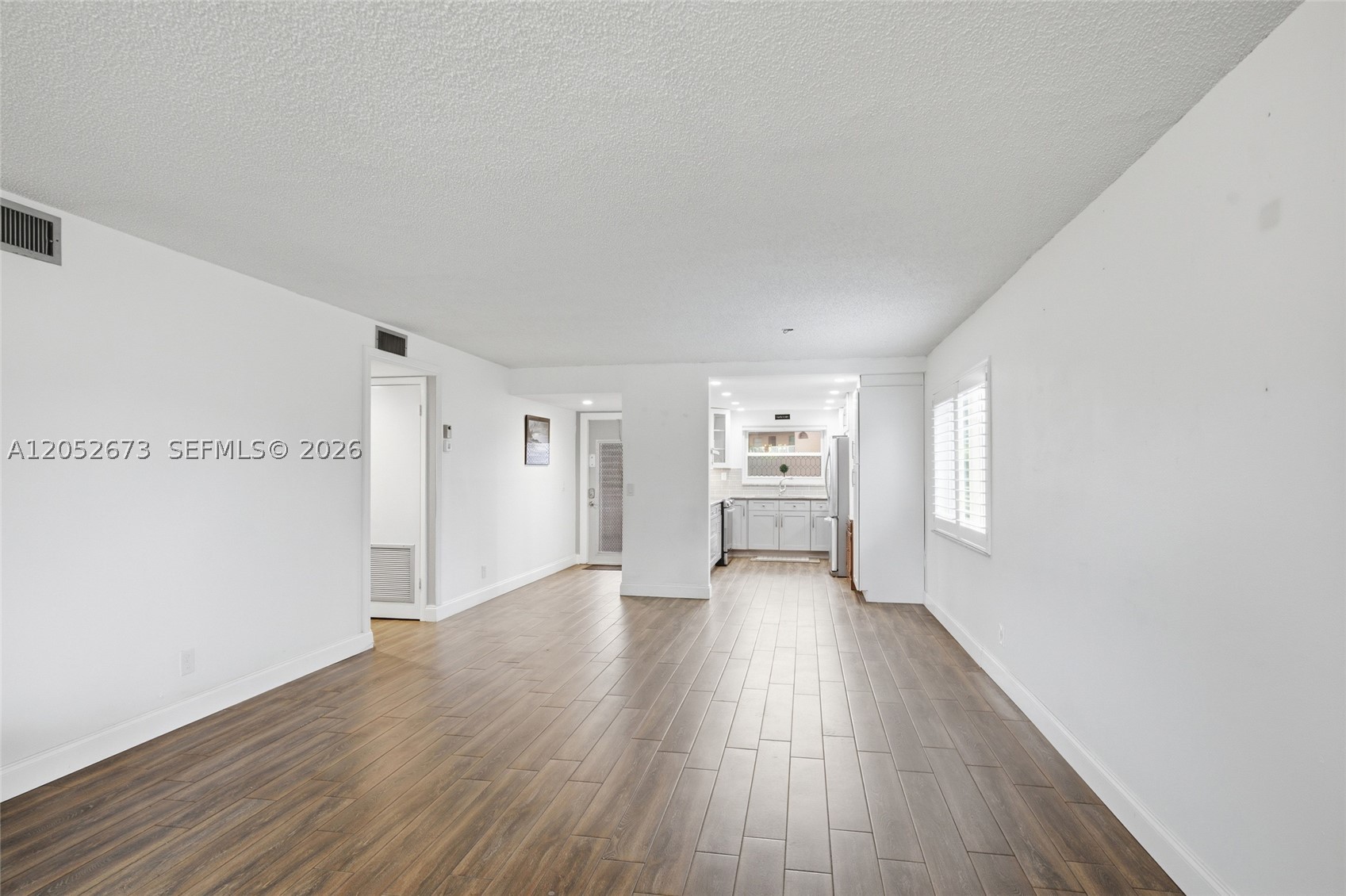 9501 Sunrise Lakes Blvd 201 Property Photo 8