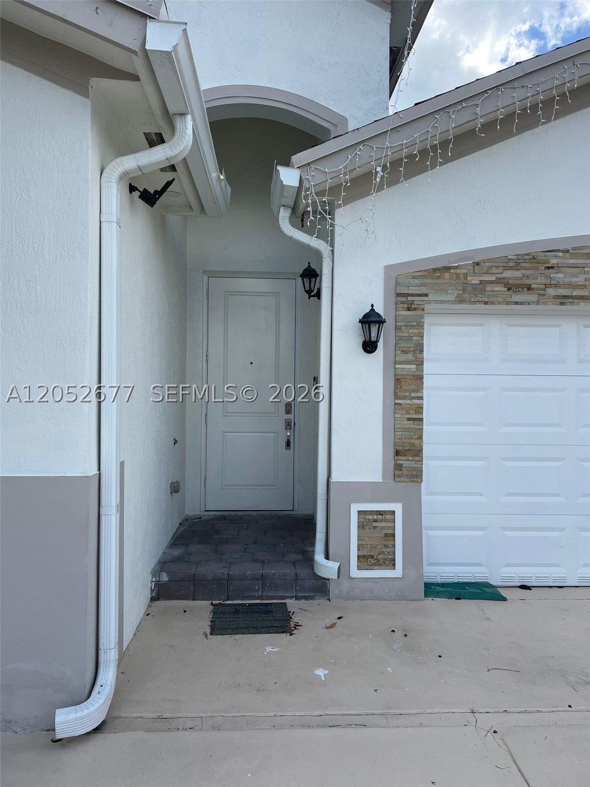 A12052677 Property Photo 1