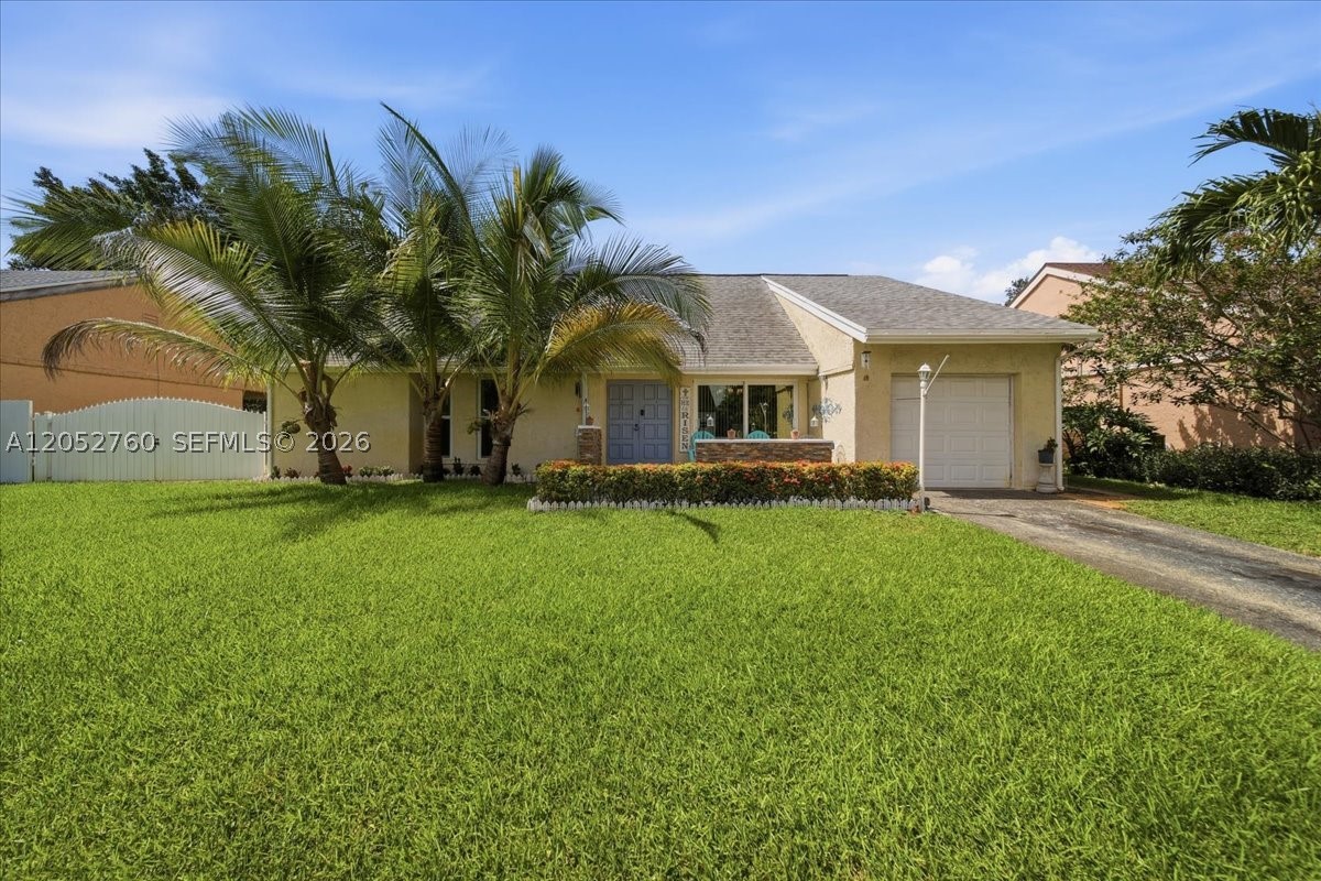 9050 Crescent Dr Property Photo 1