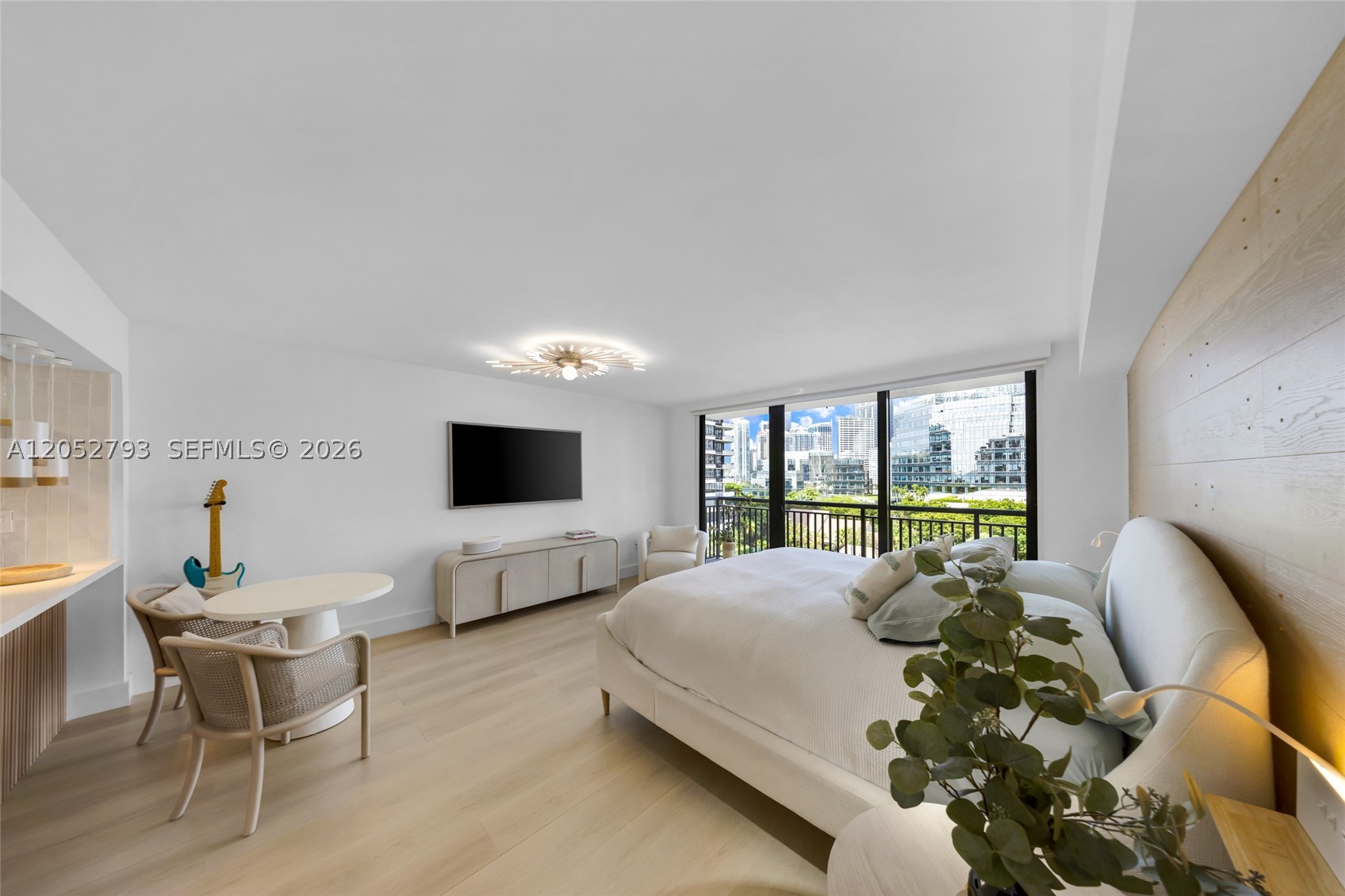 540 Brickell Key Dr 809 Property Photo 2