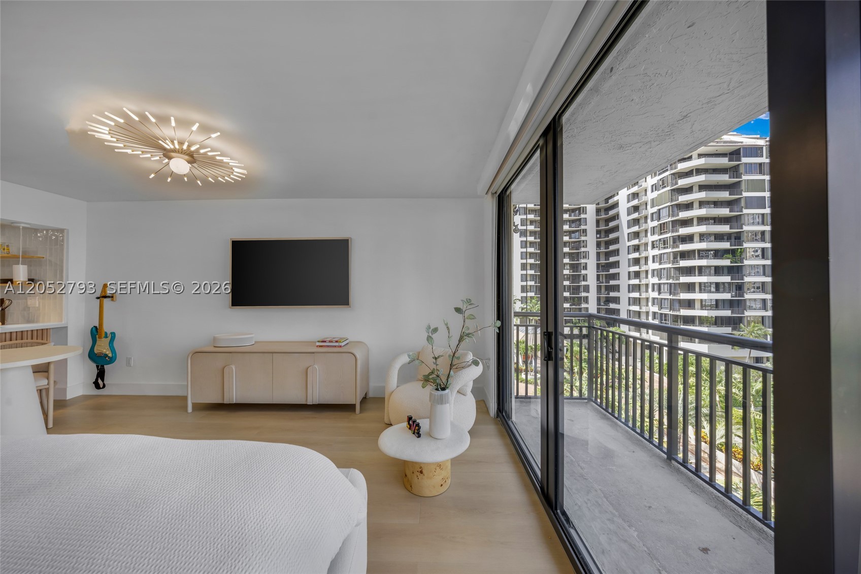 540 Brickell Key Dr 809 Property Photo 7